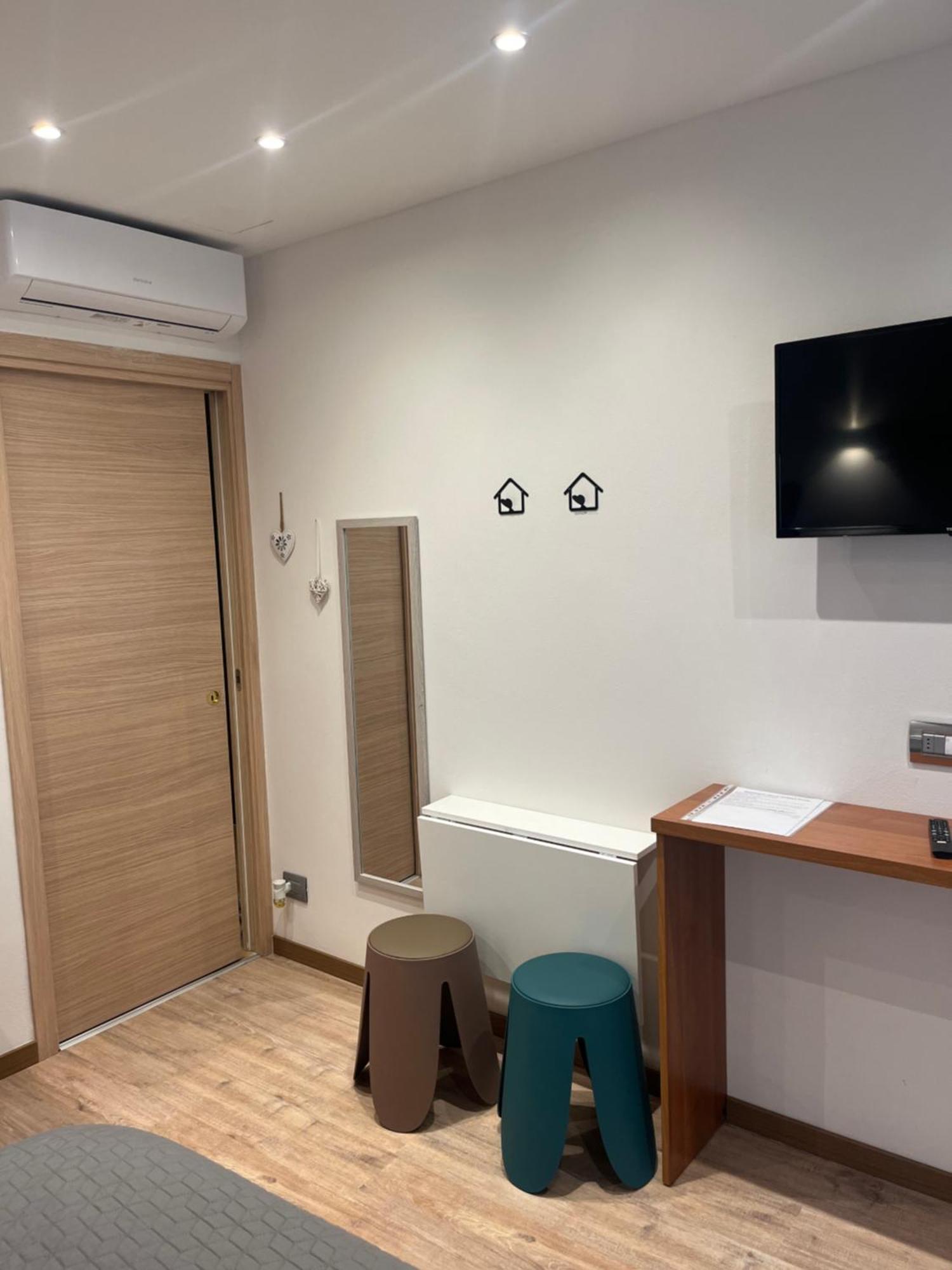 Wowies Room Pettenasco Eksteriør bilde